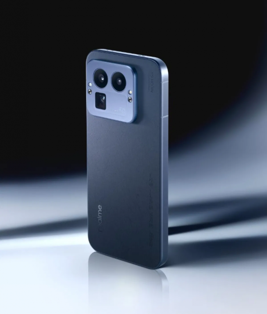 Realme presenta el GT 8 Pro, un móvil potente con gran rendimiento y cámara avanzada 1 realme gt 8 pro blue 1