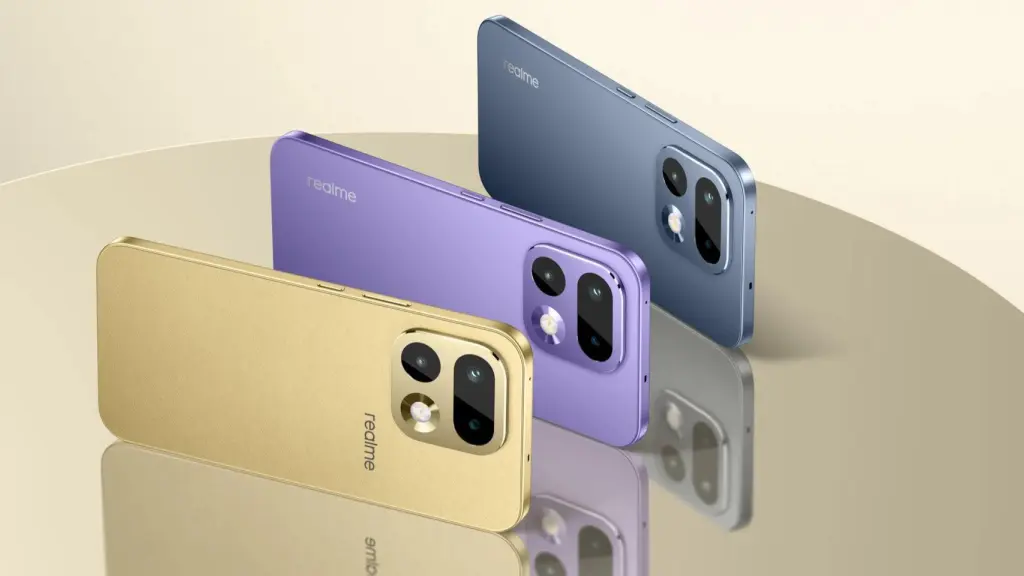 Realme 16: 7.000 mAh en un diseño Air que desafía a la gama alta 1 Gama de colores del Realme 16: modelos en dorado, violeta y azul con diseño ultrafino y módulo de cámaras tipo píldora